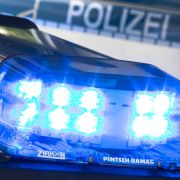 In Würzburg hat ein Mann mehrere Menschen attackiert.