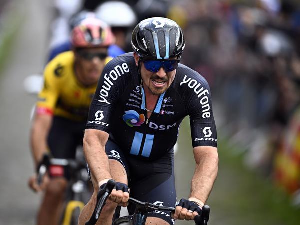 John Degenkolb (vorne) aus Deutschland vom Team DSM in Aktion. 