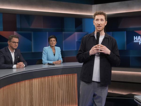 Carsten Linnemann (links), Sahra Wagenknecht und Louis Klamroth in der ARD-Talkshow „hart aber fair“ am Montag im Studio Adlershof.