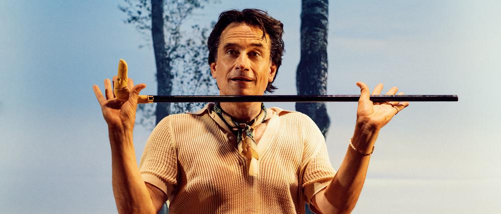 Oliver Mommsen in „Vanya“