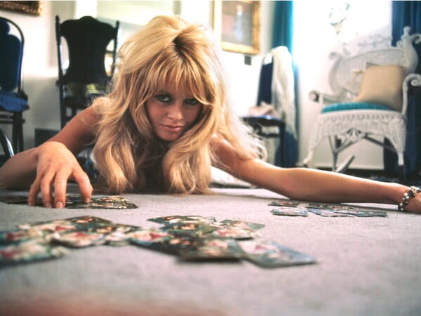 epa04419537 (FILE) A file undated handout photo provided on 17 June 2009 and reissued on 27 September 2014 shows a photograph of French former actress Brigitte Bardot by Canadian-born photographer Douglas Kirkland. Brigitte Bardot will turn 80 on 28 September 2014. EPA/DOUGLAS KIRKLAND / CELEBRITY VAULT MANDATORY CREDIT: Ministere de la Culture - France / Mediatheque de l'Architecture et du Patrimoine, Dist. RMN HANDOUT EDITORIAL USE ONLY/NO SALES *** Local Caption *** 01763841 ++ +++ dpa-Bildfunk +++