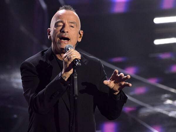 Sanremo, 74th Italian Song Festival - Third Evening In the photo: Eros Ramazzotti PUBLICATIONxNOTxINxITA Copyright: xTerenghi/PoolxSanremox/xipa-agenx/xPoolxSanremox IPA_Agency_IPA43278485