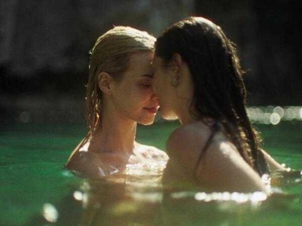 Fillmstill aus "Bearcave"