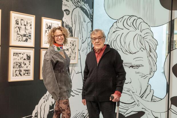 Ausstellung "José Muñoz. Broken Voices" im Cartoonmuseum Basel
Porträts des Zeichners José Muñoz und der Museumsdirektorin Anette Gehrig (Fotos 1-4):© Cartoonmuseum Basel, «José Muñoz. Broken Voices», 2026, Photo: Derek Li Wan Po