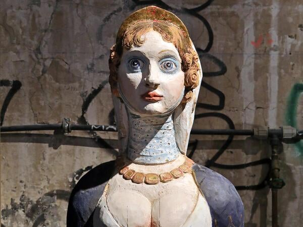 Ausstellung in der Galerie von Bert Hauser (Pferdestall Berliner Strasse). Hans Scheib, "Die Königin Luise", 2010