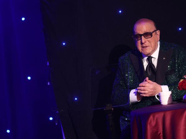 (FILES) Legendary US record producer Clive Davis speaks during the Recording Academy and Clive Davis' Salute To Industry Icons pre-Grammy gala at the Beverly Hilton hotel in Beverly Hills, California on January 31, 2026. Davis, the pioneering American music executive who made megastars of Aretha Franklin, Bruce Springsteen, Carrie Underwood and many others during half a century of shaping modern music, died on June 22, 2026 at age 94, US media reported. (Photo by Patrick T. Fallon / AFP)