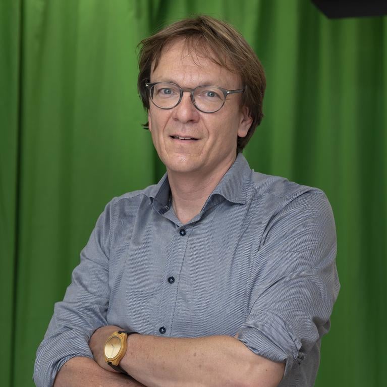 Holger Wormer schreibt im zweiwöchigen Wechsel mit Annette Leßmöllmann die Kolumne „Besser wissen“. Der Diplomchemiker lehrt an der TU Dortmund Wissenschaftsjournalismus.