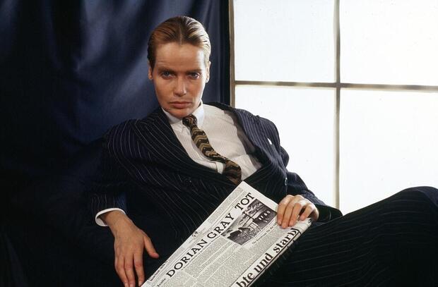 Filmstill aus "Dorian Gray im Spiegel der Boulevardpresse"/ BRD 1984, Regie: Ulrike OttingerFoto: © Ulrike Ottinger