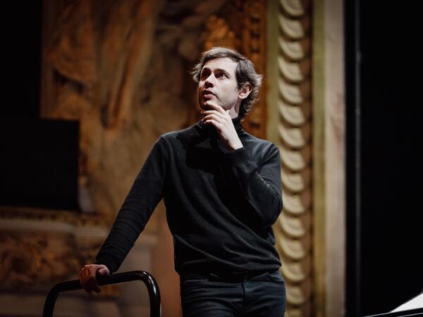 Der Dirigent Maxime Pascal